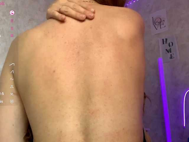 KimikoChandronnait live webcam show