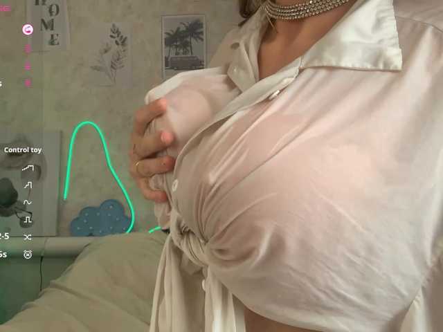 KimikoChandronnait live cam on BongaCams