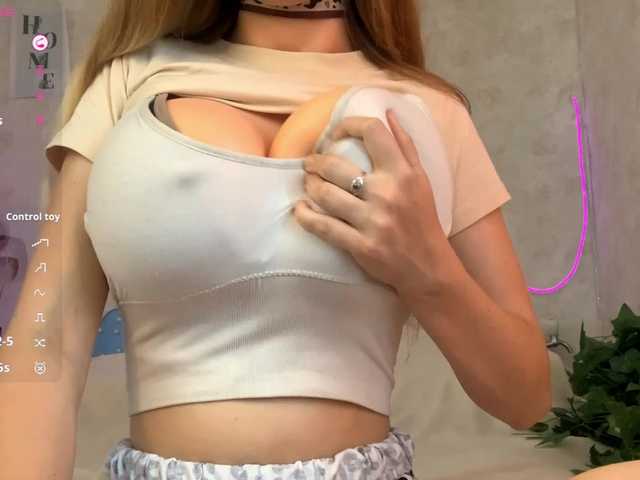 KimikoChandronnait live cam on BongaCams