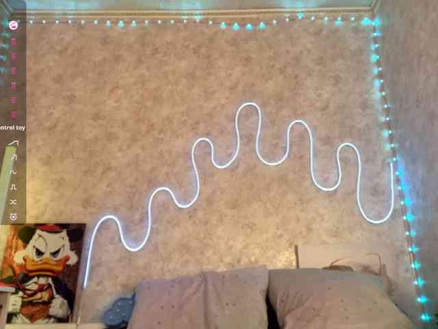 KimikoChandronnait webcam