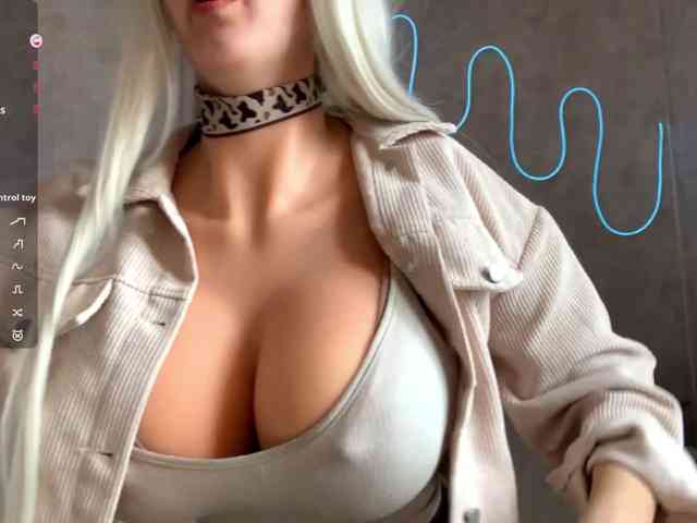KimikoChandronnait webcam