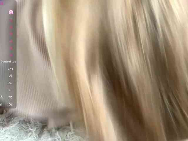 KimikoChandronnait webcam