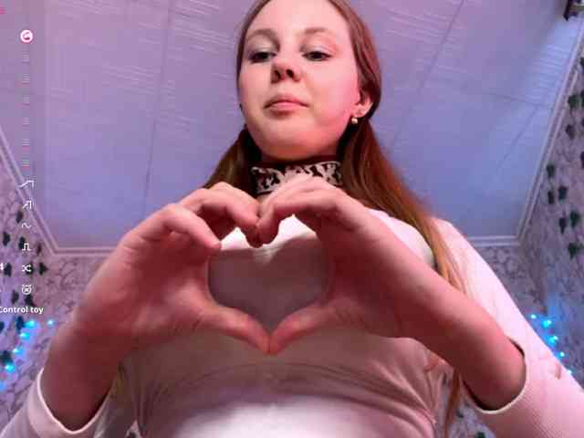 KimikoChandronnait webcam