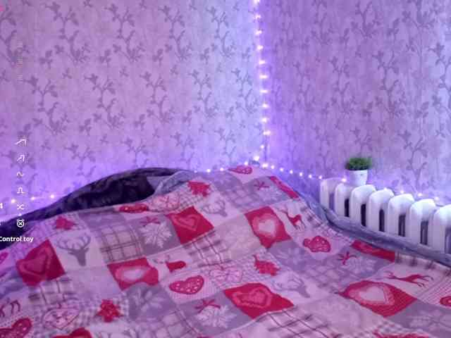 KimikoChandronnait webcam