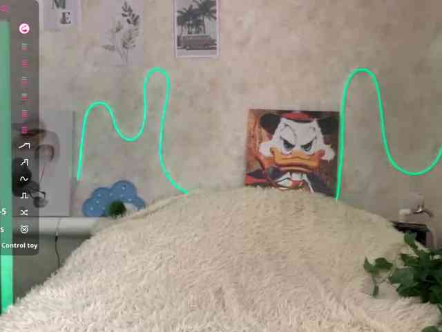 KimikoChandronnait webcam