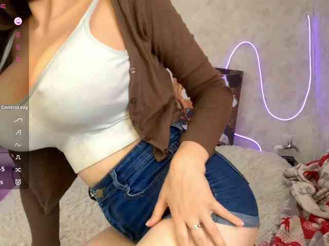 KimikoChandronnait webcam