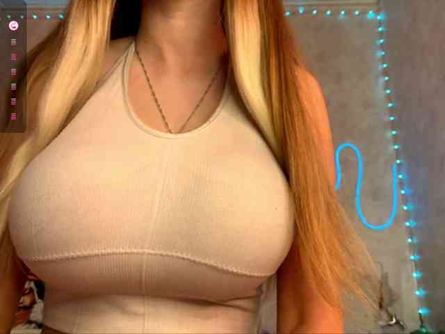 KimikoChandronnait webcam