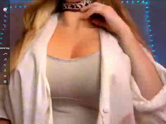 KimikoChandronnait webcam