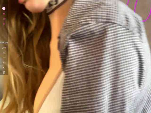 KimikoChandronnait webcam