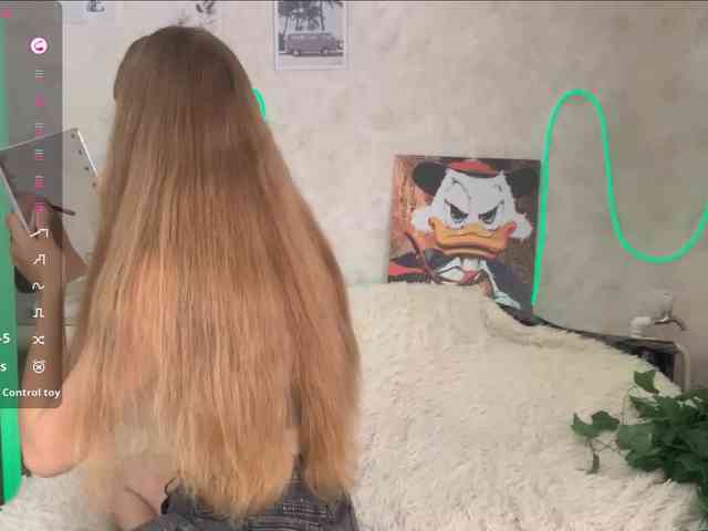 KimikoChandronnait webcam