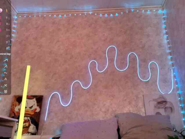 KimikoChandronnait webcam