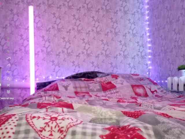 KimikoChandronnait webcam