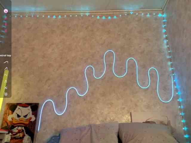 KimikoChandronnait webcam
