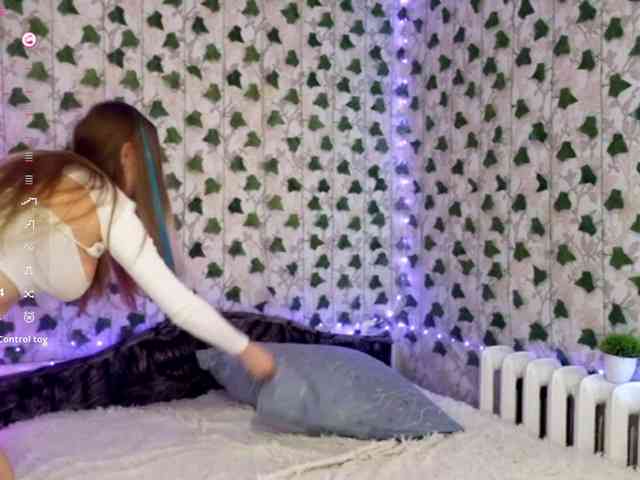 KimikoChandronnait webcam