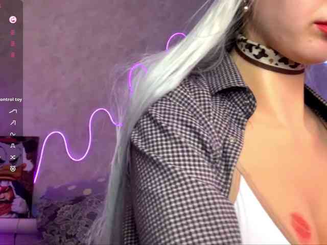KimikoChandronnait webcam