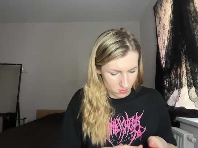 MissKetam1ine live cam on BongaCams