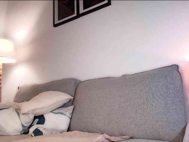 EmilyNoir webcam