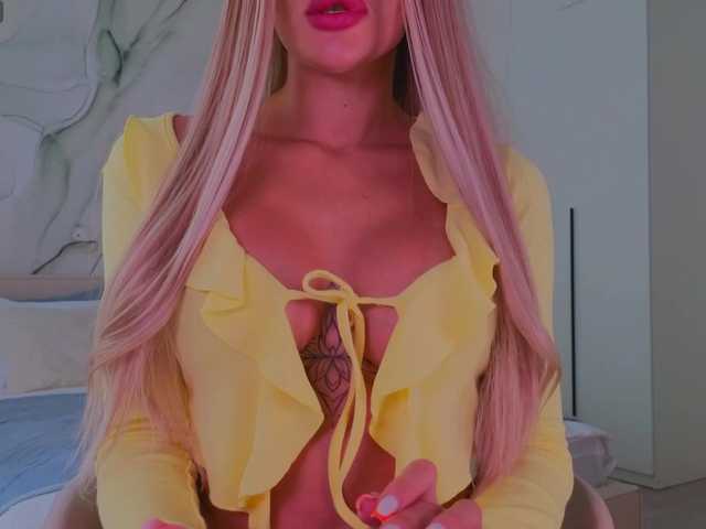 -Naomi-