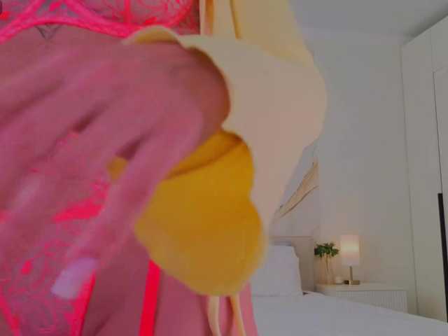 -Naomi-