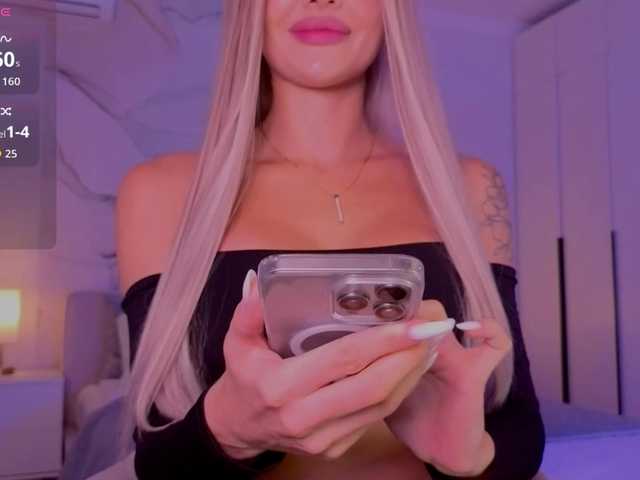 -Naomi-