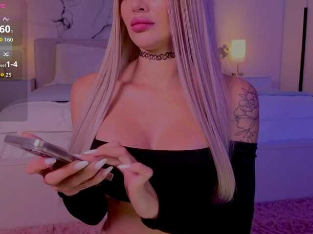 -Naomi-