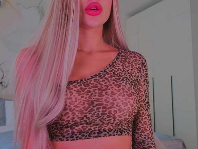 -Naomi-