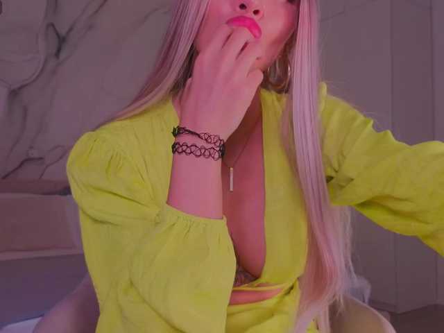 -Naomi-