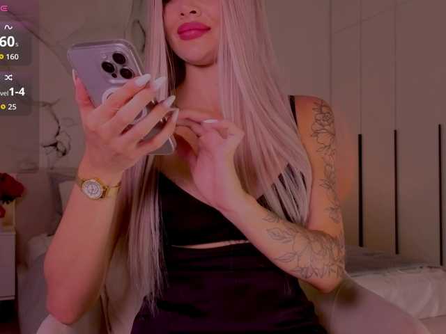 -Naomi- live cam on BongaCams