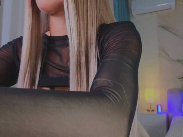 -Naomi-