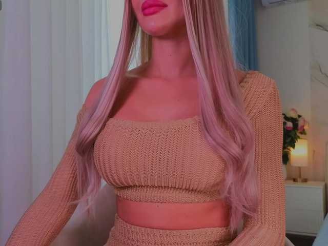 -Naomi-