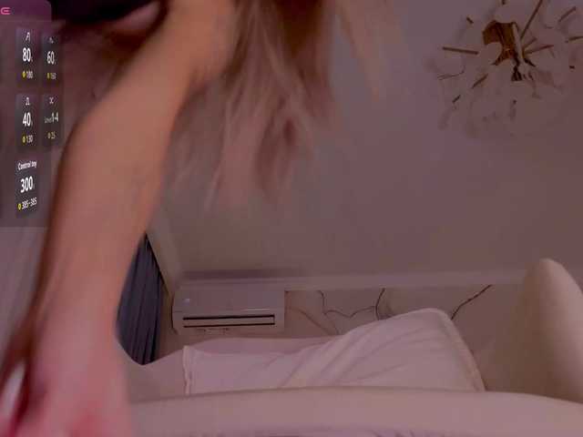 -Naomi- live webcam show