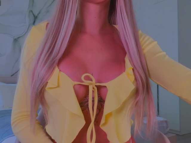 -Naomi-