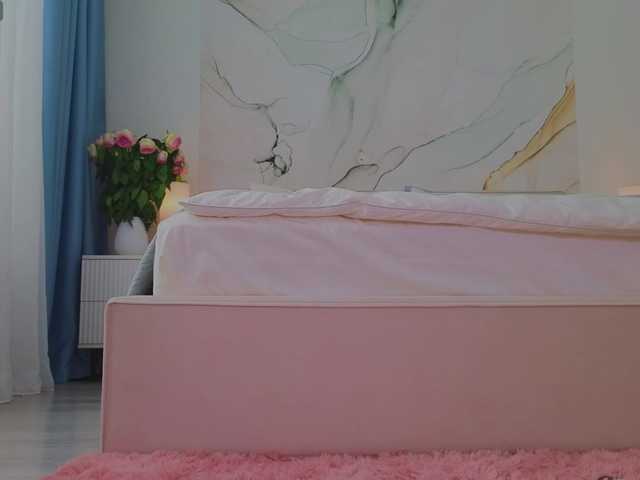 -naomi- live sex show