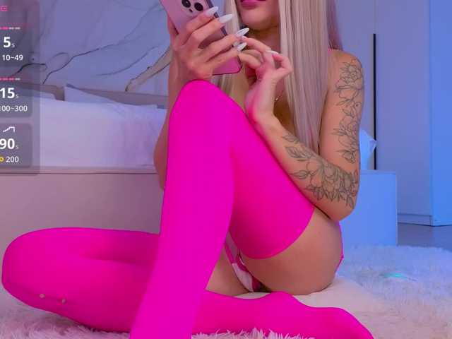 -Naomi-