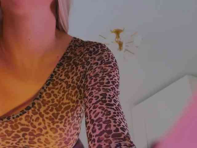Naoomi webcam