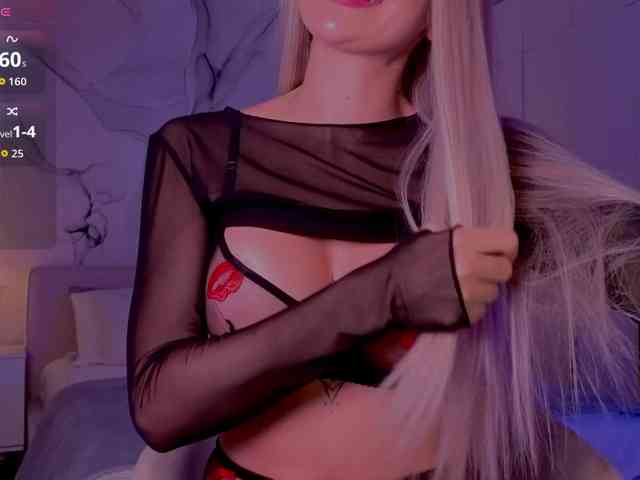 -Naomi-