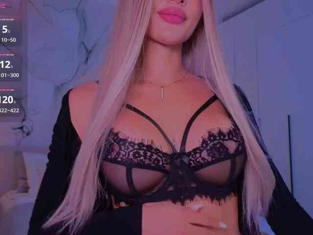 -Naomi- Sex Cam Show