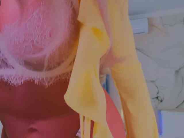Naoomi webcam