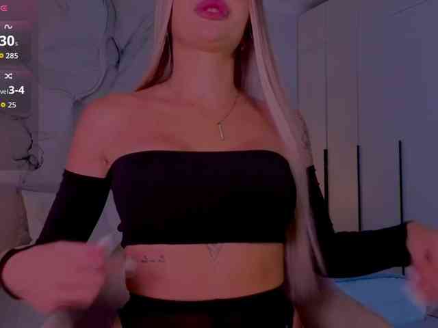 -Naomi- Sex Cam Show