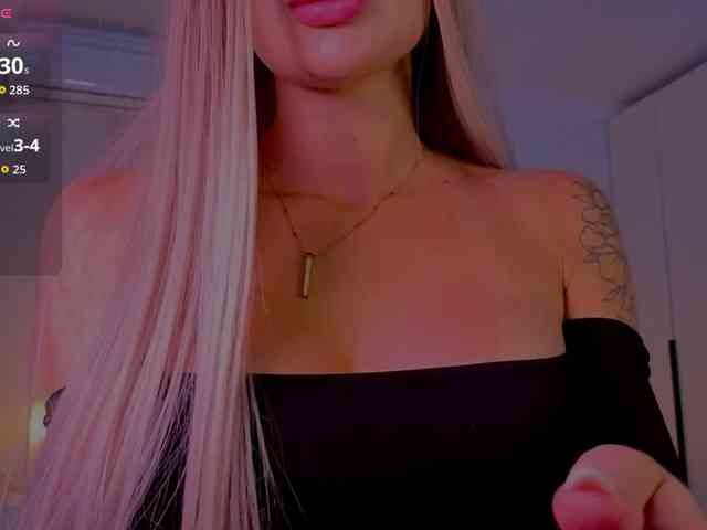 -Naomi- Sex Cam Show