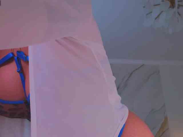 Naoomi webcam