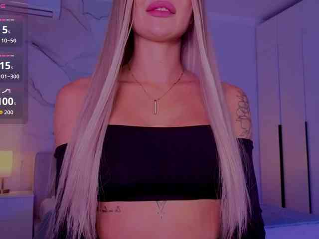 -Naomi- Sex Cam Show