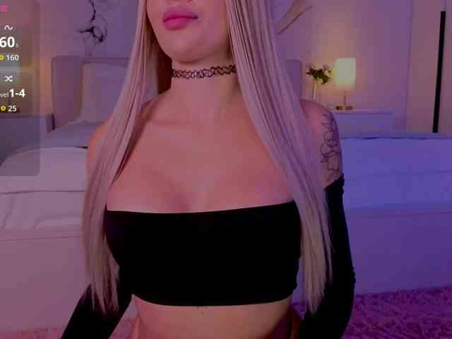 -Naomi- Sex Cam Show