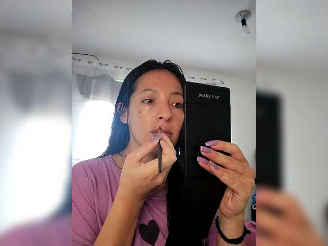 GiaGold live cam on BongaCams