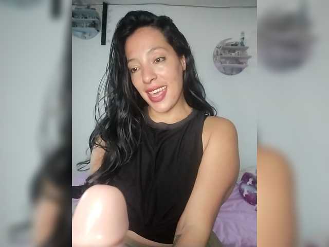 GiaGold Live Cam on BongaCams