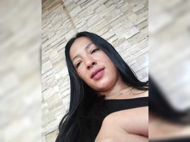 GiaGold live webcam show