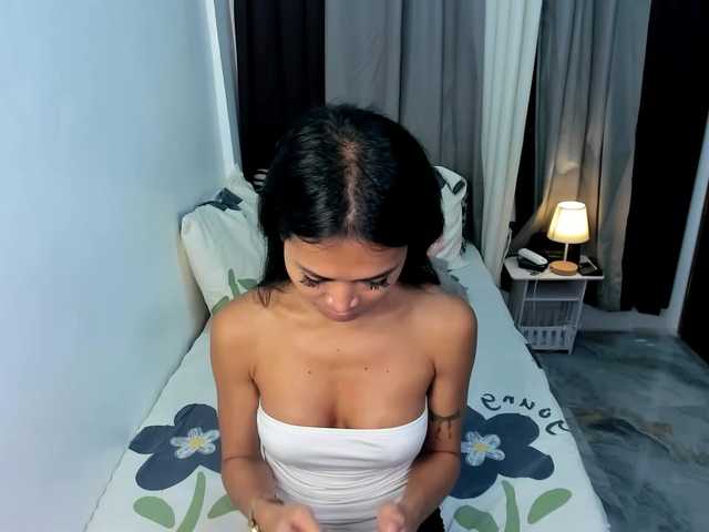 EmilyLunaa — live trans cam