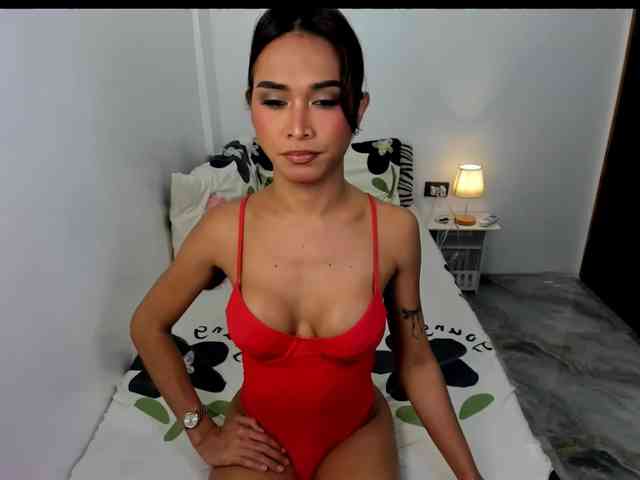 EmilyLunaa Sex Cam Show