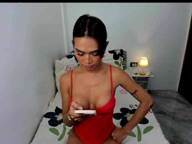 EmilyLunaa Sex Cam Show