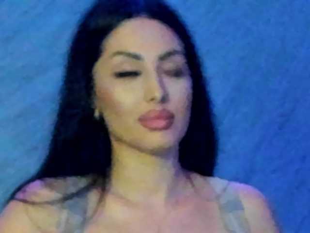 CindyTail live cam on BongaCams